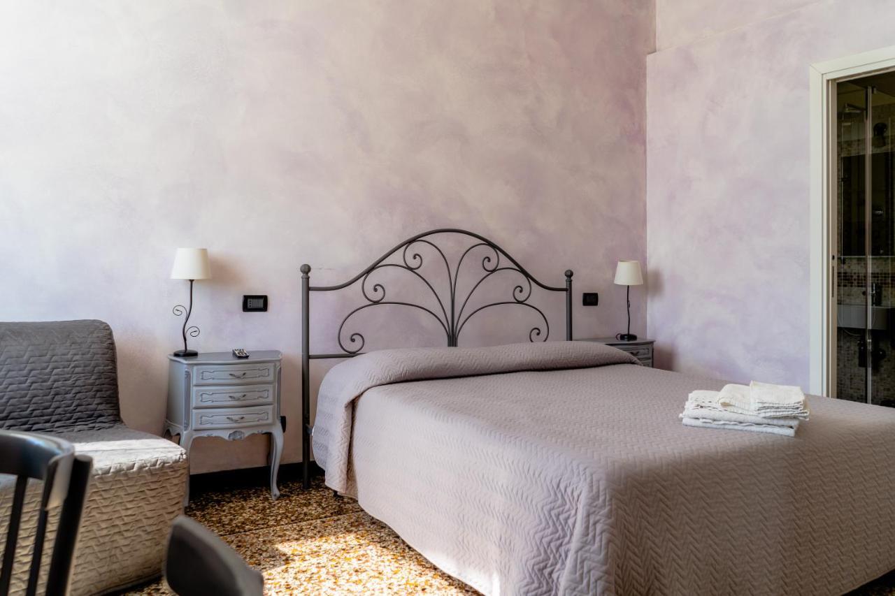 B&B Caterina Genoa Bagian luar foto