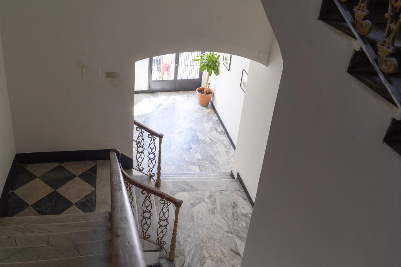 B&B Caterina Genoa Bagian luar foto